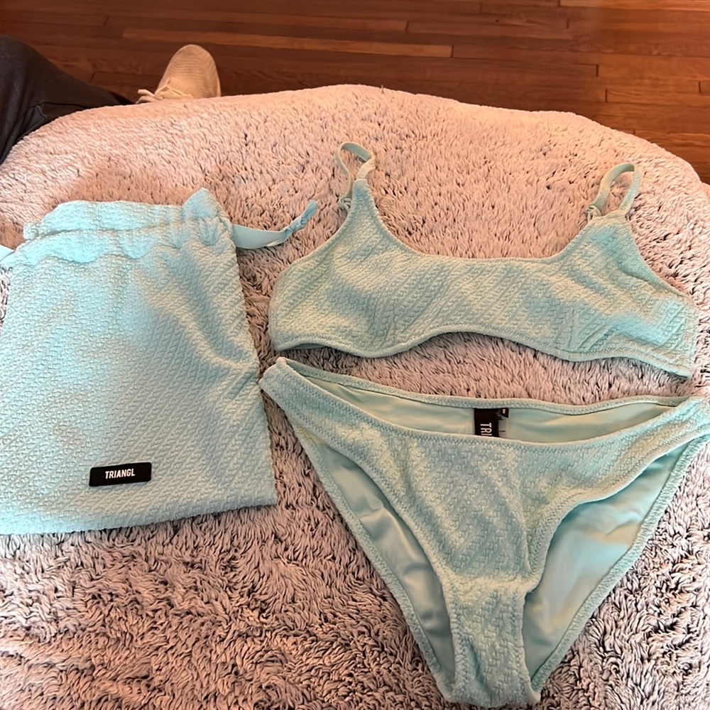 Blue Triangl bikini